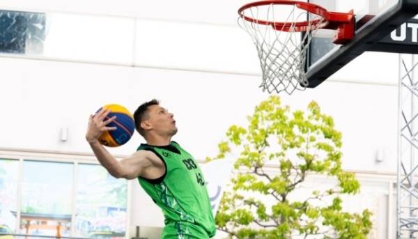 Український слем-данкер Кривенко тріумфував на першому шоу DUNK MANIA 1