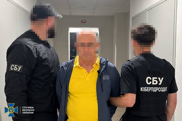 У Києві викрито колишнього міністра енергетики Криму, який співпрацював з Росією 5