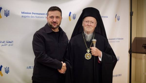 Зеленський запросив Вселенського патріарха Варфоломія здійснити візит до України 15 Зеленський запросив Вселенського патріарха Варфоломія здійснити візит до України 15