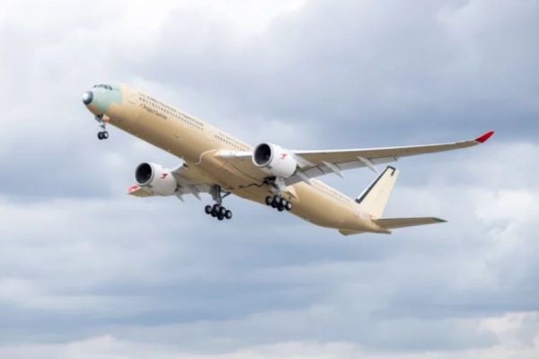 Qatar Airways: перший політ нового наддалекого Airbus A350-1000