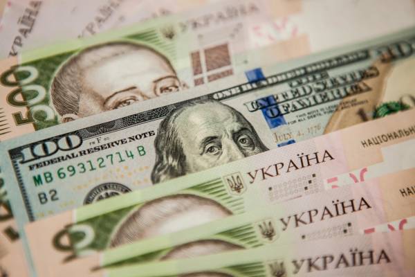Курс валют в Україні: весняні максимуми та літні прогнози 6