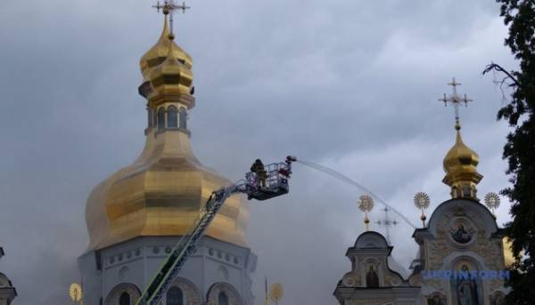 На тлі нападу на Києво-Печерську лавру, в Раді пропонують звернутися до ЮНЕСКО щодо припинення членства Росії. 20 На тлі нападу на Києво-Печерську лавру, в Раді пропонують звернутися до ЮНЕСКО щодо припинення членства Росії. 20