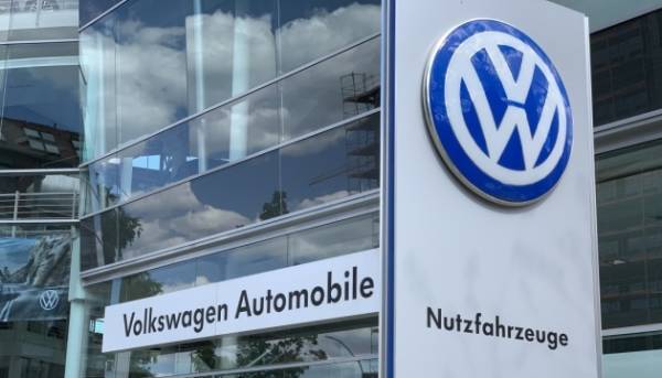 Volkswagen має намір скоротити 100 тисяч робочих місць, як повідомляють&hellip;