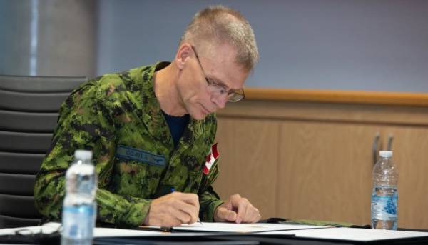 Канадський воєначальник поділився висновками, здобутими під час війни в Україні 3 Канадський воєначальник поділився висновками, здобутими під час війни в Україні 3