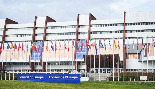 Головна 25 Європейська Рада вимагає від Російської Федерації припинити незаконне вивезення українських дітей.