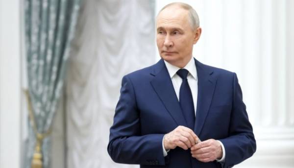 "Не бачу логіки в переговорах": Путін відповів на звернення Зеленського 17 "Не бачу логіки в переговорах": Путін відповів на звернення Зеленського 17