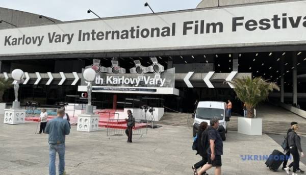 Головна 50 На кінофестивалі в Карлових Варах вшанують номінантів на «Оскар» Меггі Джилленгол та Джессі Айзенберга