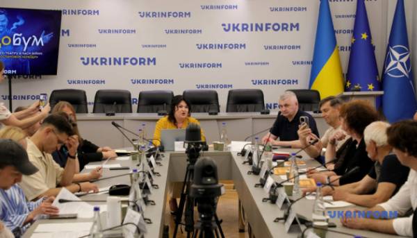 Протягом останніх років 11 вистав за мотивами «Енеїди» було поставлено у театрах восьми міст. 11