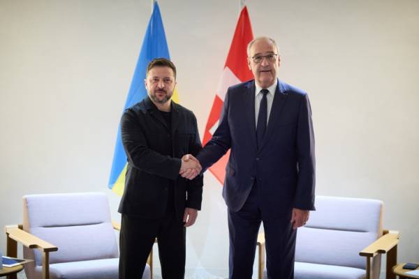Володимир Зеленський провів переговори з главою Швейцарської Конфедерації в Женеві. 4 Володимир Зеленський провів переговори з главою Швейцарської Конфедерації в Женеві. 4