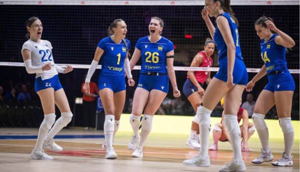 Українські волейболістки здобули першу перемогу у Лізі націй 15
