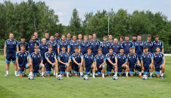 Українські юні футболісти здобули перемогу над Хорватією на початку Євро-2026. 2