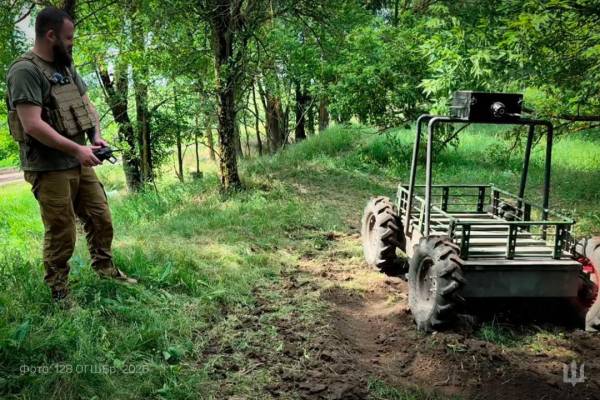 Залізний кіт 128-ї бригади 10 Залізний кіт 128-ї бригади 10
