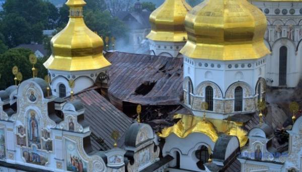 Головна 51 80% даху Успенського собору пошкоджено через російську атаку – Бережна