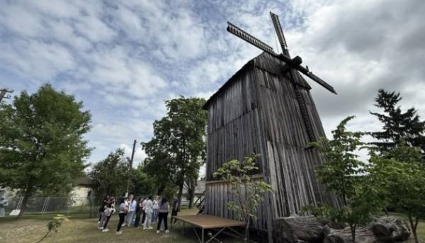 Головна 52 У Рівненській області стартували «Медичні арт-ретрити»