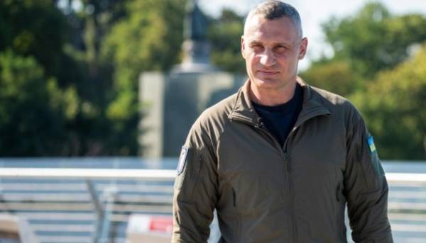 Перемога Усика — це найважливіше, за словами Віталія Кличка 7 Перемога Усика — це найважливіше, за словами Віталія Кличка 7
