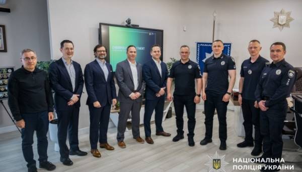 Служба безпеки України виявила докази залучення сотень іноземних бійців до конфлікту в Україні. 10