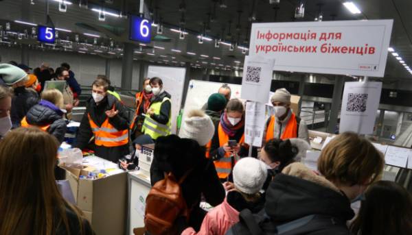 Головна 37 Львівський омбудсмен повідомив про кількість українців, які покинули країну через…