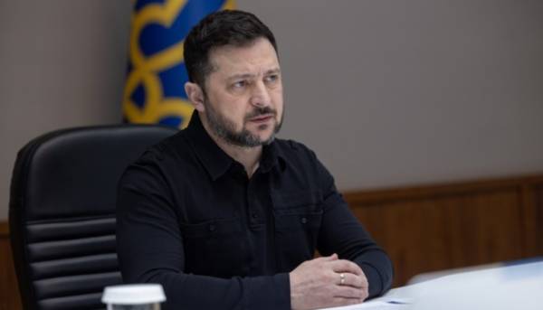 «Я чую, що говорять люди»: Зеленський оголосив про рішення щодо армії 7 «Я чую, що говорять люди»: Зеленський оголосив про рішення щодо армії 7