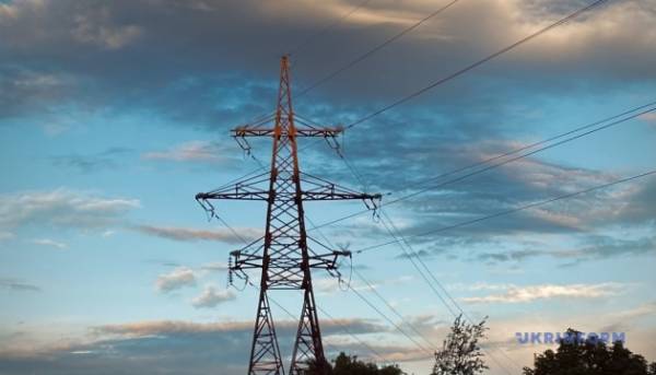 Нові відключення електроенергії в п'яти областях України спричинені російськими обстрілами. Найбільш критична обстановка на Сумщині, повідомляє "Укренерго". 17 Нові відключення електроенергії в п'яти областях України спричинені російськими обстрілами. Найбільш критична обстановка на Сумщині, повідомляє "Укренерго". 17