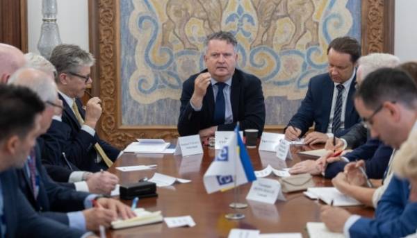 На шляху до миру та підтримки України: Офіс Президента провів зустріч з делегацією ОБСЄ 8 На шляху до миру та підтримки України: Офіс Президента провів зустріч з делегацією ОБСЄ 8