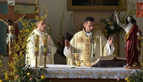 Католицький настоятель у Здолбунові закликає українців та поляків примиритися з минулим і об’єднатися