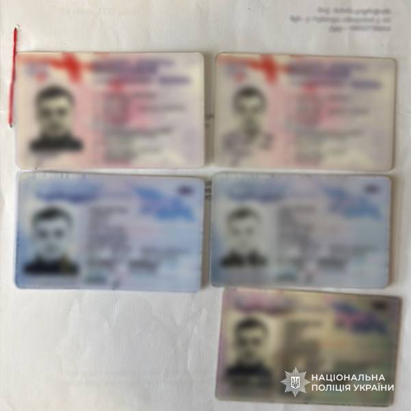 Правоохоронні органи виявили осіб, які підробляли документи для уникнення мобілізації, з однієї з країн Кавказького регіону. 8 Правоохоронні органи виявили осіб, які підробляли документи для уникнення мобілізації, з однієї з країн Кавказького регіону. 8