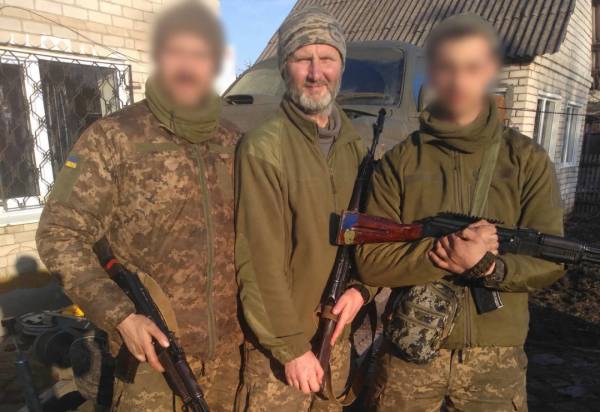 На згадку про молодшого сержанта Костянтина Красільнікова (позивний «Генріх») 24 На згадку про молодшого сержанта Костянтина Красільнікова (позивний «Генріх») 24