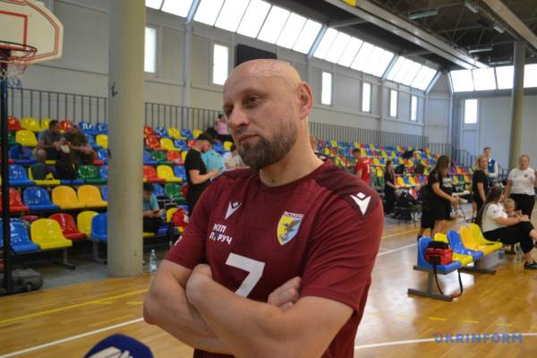 Головне — переконати ветерана, щоб він хоча б один раз відвідав тренування 23