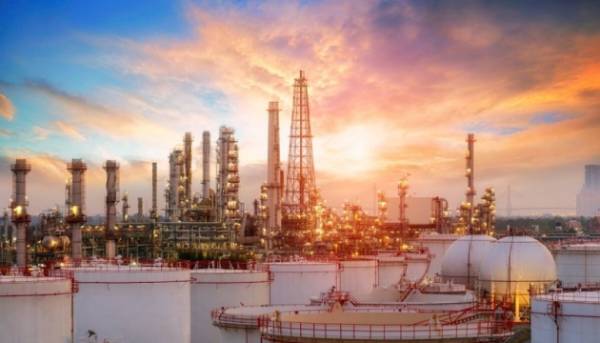На російських нафтопереробних підприємствах субсидії зросли більш ніж у шість разів. 2 На російських нафтопереробних підприємствах субсидії зросли більш ніж у шість разів. 2