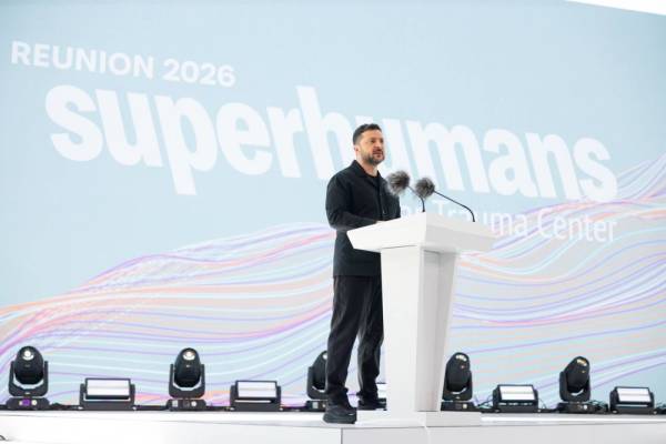 Глава держави та перша пані провели зустріч з ветеранами проєкту Superhumans. 7