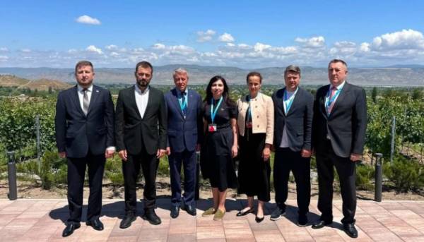 ПАЧЕС схвалила декларацію, що засуджує російську агресію та атаку на Київську лавру 1 ПАЧЕС схвалила декларацію, що засуджує російську агресію та атаку на Київську лавру 1
