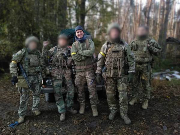 На згадку про молодшого сержанта Костянтина Красільнікова (позивний «Генріх») 20 На згадку про молодшого сержанта Костянтина Красільнікова (позивний «Генріх») 20