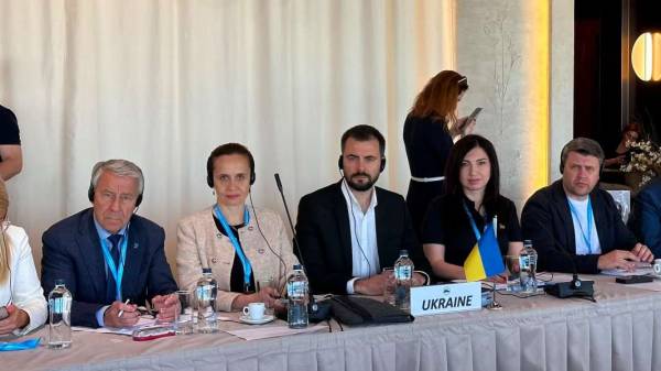 ПАЧЕС схвалила декларацію, що засуджує російську агресію та атаку на Київську лавру 4 ПАЧЕС схвалила декларацію, що засуджує російську агресію та атаку на Київську лавру 4