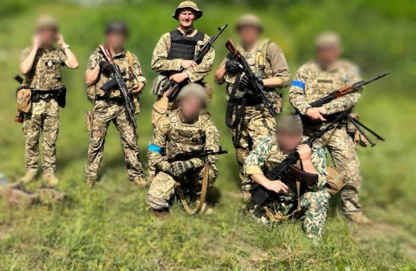 На згадку про молодшого сержанта Костянтина Красільнікова (позивний «Генріх») 19 На згадку про молодшого сержанта Костянтина Красільнікова (позивний «Генріх») 19