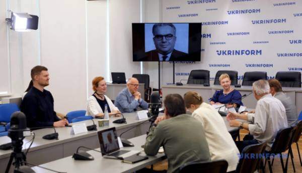 Головна 22 РетроМузФест імені Весоловського цього року відбудеться під девізом «Музика, що руйнує бар’єри»