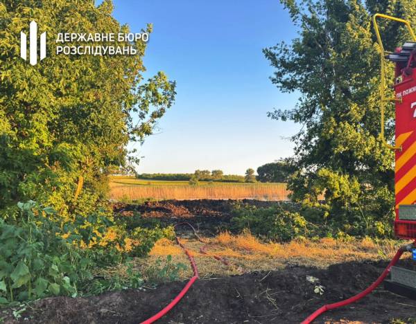 Державне бюро розслідувань з'ясовує обставини аварії винищувача F-16 на Полтавщині. 4 Державне бюро розслідувань з'ясовує обставини аварії винищувача F-16 на Полтавщині. 4