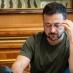 Володимир Зеленський відзначив 472 представників Національної гвардії, поліції, рятувальних служб та прикордонної служби, причому 172 з них — посмертно. 3