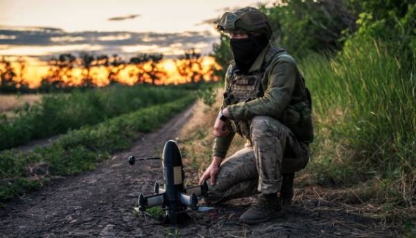 На лінії фронту з початку доби зафіксовано 79 ворожих атак, російські війська чинять тиск на Костянтинівському та Слов’янському напрямках.