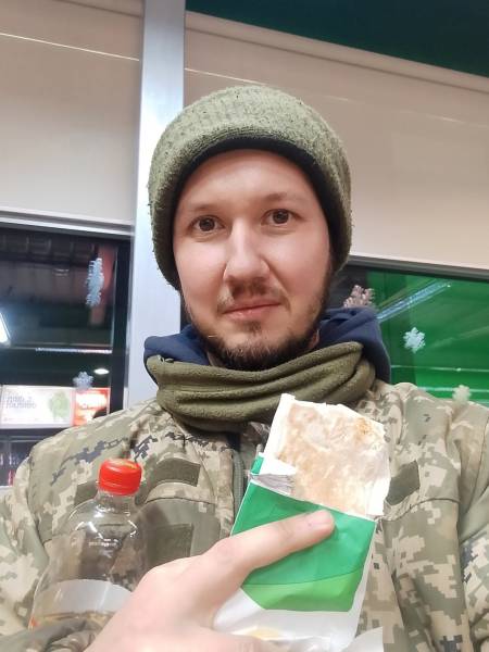 Поет, перекладач і музикознавець Ігор Ходжаніязов загинув на війні. 8 Поет, перекладач і музикознавець Ігор Ходжаніязов загинув на війні. 8