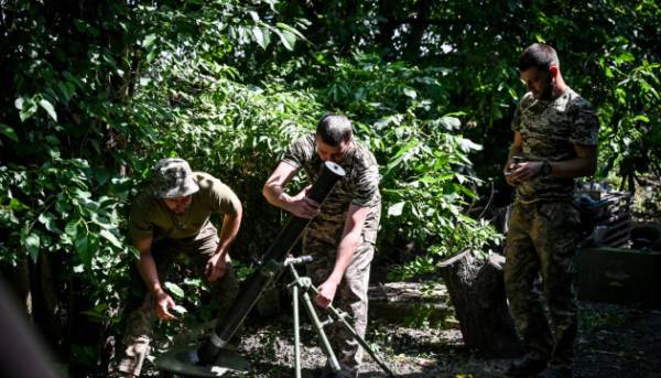 Колишнього посадовця Міноборони підозрюють у зв'язку із закупівлею дефектних мінометів на суму 182 мільйони гривень. 1