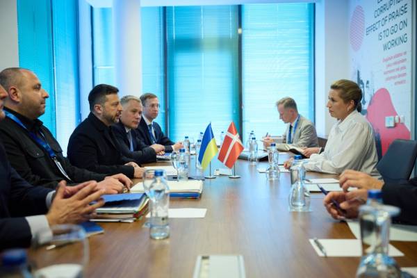 Україна уклала угоду щодо безпілотників з Данією 4 Україна уклала угоду щодо безпілотників з Данією 4