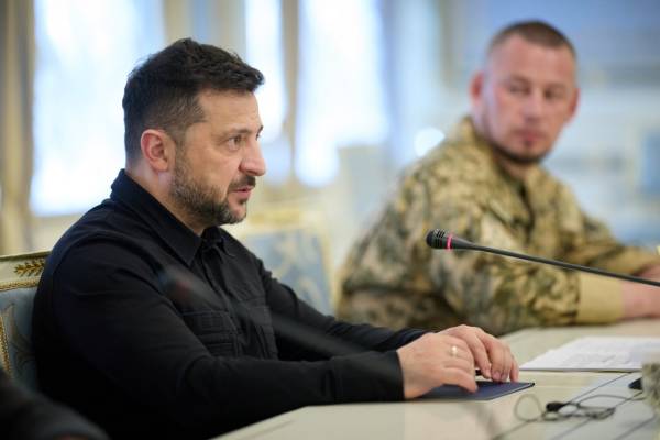 Володимир Зеленський провів зустріч із сенатором Гремом 5