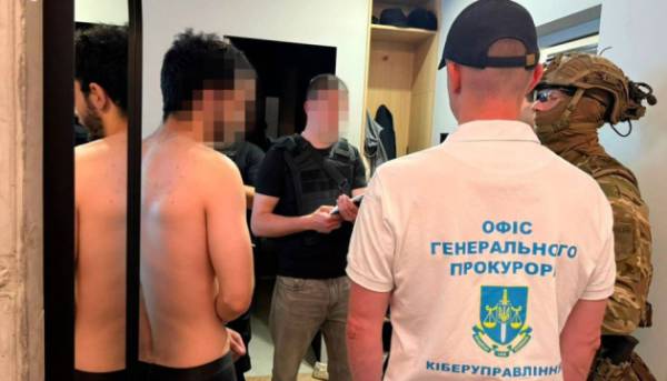 В Україні викрито шахрайську криптовалютну мережу, яка виманила у людей понад 40 мільйонів гривень. 8