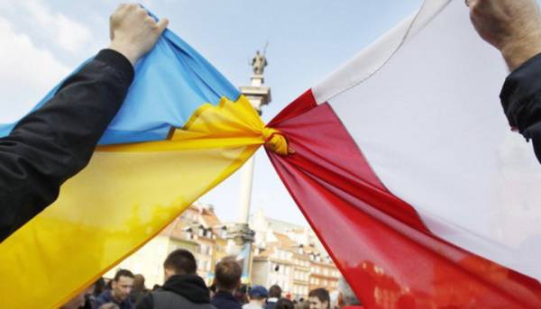 «Білий Орел»: як глава держави Навроцький одним указом згуртував Україну 8