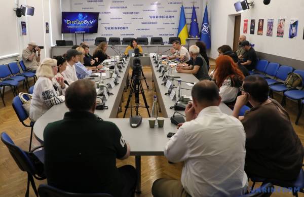 Що сучасний театр прагне знайти та виявляє у «Енеїді»? Феномен «Енеїдобуму» в період війни. 43