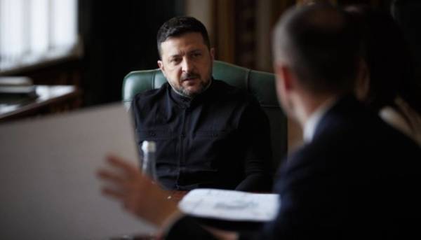 Головна 30 Зеленський анонсував кадрові рішення щодо громад, які відстають у підготовці…