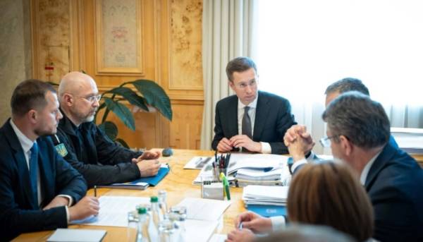 Корецький поспілкувався з генеральною директоркою Світового банку 7 Корецький поспілкувався з генеральною директоркою Світового банку 7