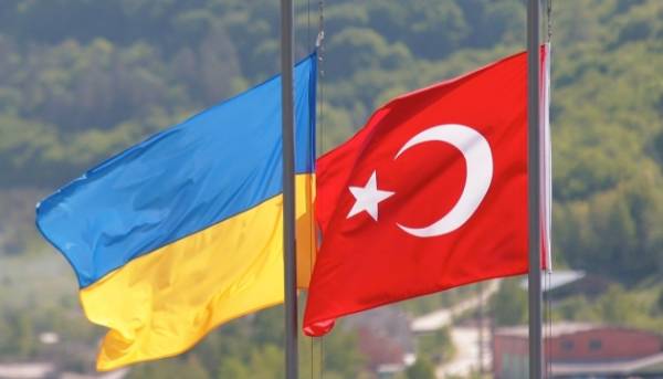Головна 27 Володимир Зеленський схвалив ратифікацію угоди про вільну торгівлю з Туреччиною.