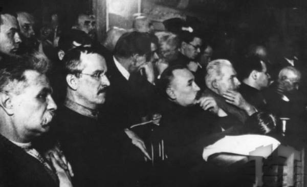 Від педагога – до першого голови уряду Української Народної Республіки 8