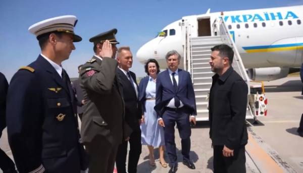 Українська протиракетна система буде представлена у Франції, повідомив Зеленський.
